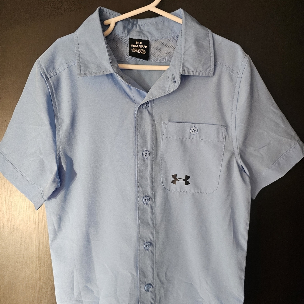 Under Armour Boys Light Blue Fishing Shirt, Size S